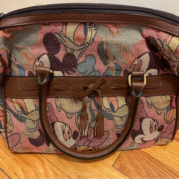 Vintage Disney Handbags. Set of 2. - Picture 10 of 13